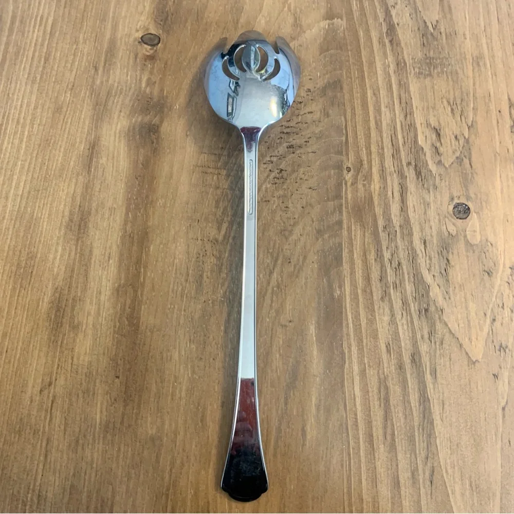 Reed & Barton Arlington Newton Serving Meat Fork 18/10 Stainless Steel Glossy